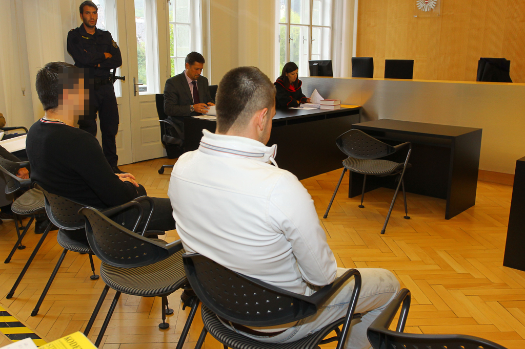 Verhandlung Ko_____rperverletzung17.jpg