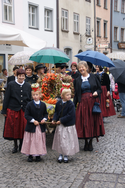 Erntedankkrone 2010_jpg-1316447593