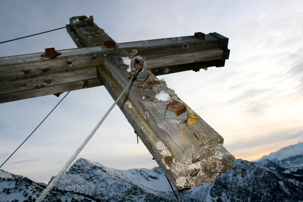 KOE_Gipfelkreuz Goppaschrofen 4_jpg-1316588330