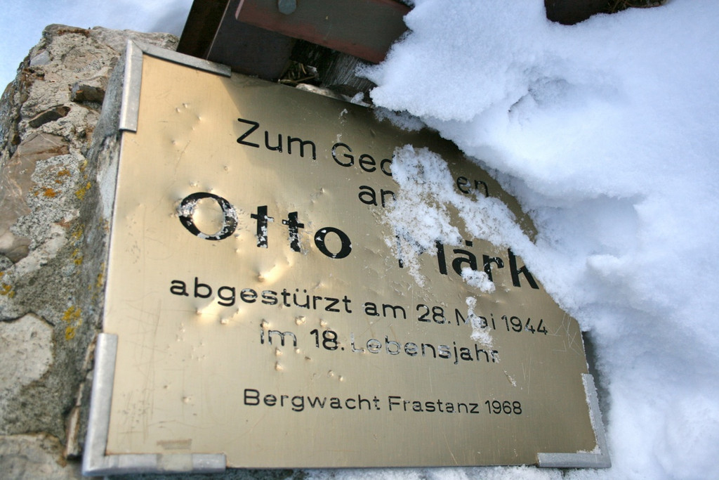 KOE_Gipfelkreuz Goppaschrofen 5_jpg-1316588337