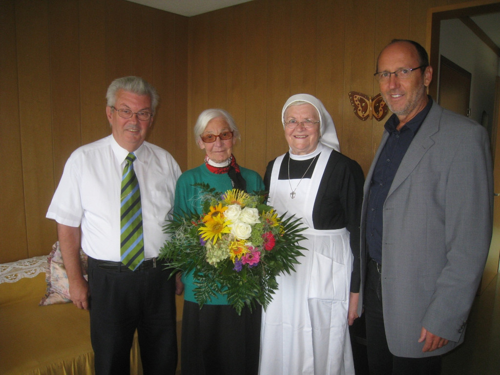 100 GEB Thurnher Hilda Jesuheim 20-09-2011 _1__jpg-1316589816