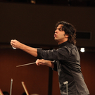 HINDOYAN_Domingo_01_jpg-1316772788