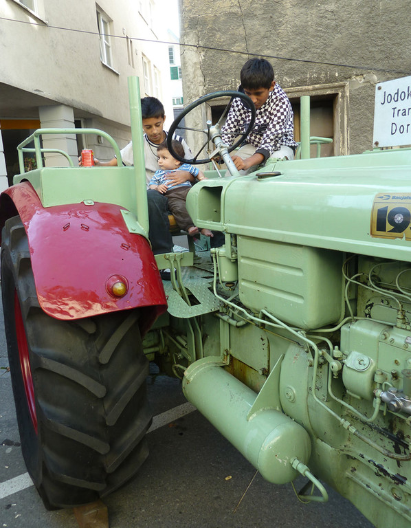 Erntedank17Traktor_jpg-1316903681