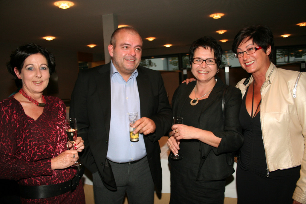 IMG_7145_jpg-1316938144