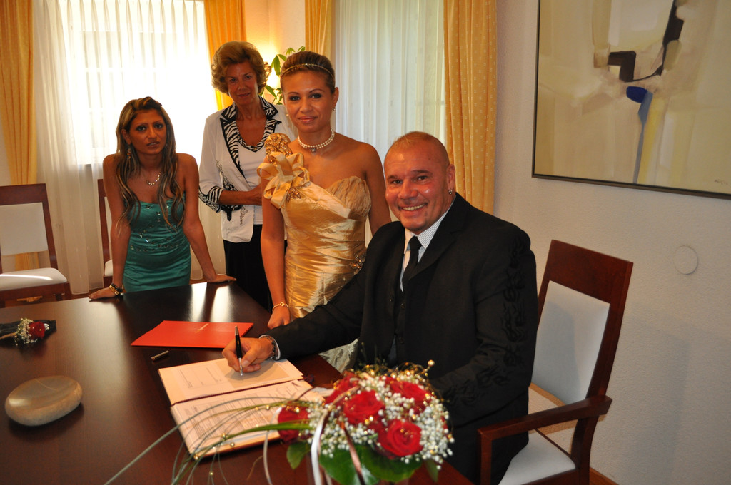 DSC_0008_JPG-1317025618