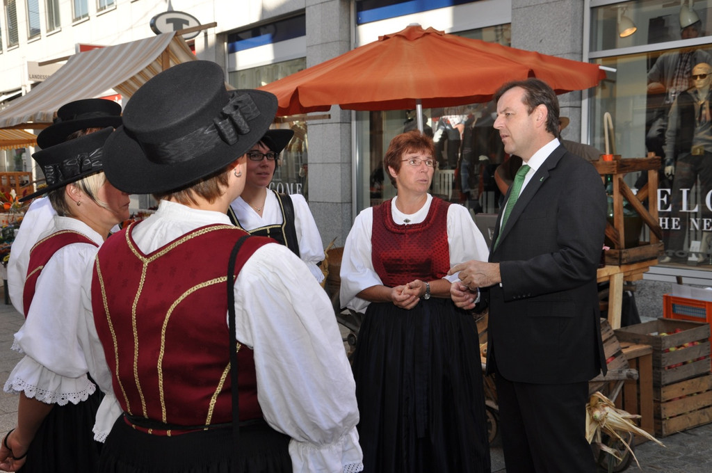 DSC_0105_JPG-1317106489