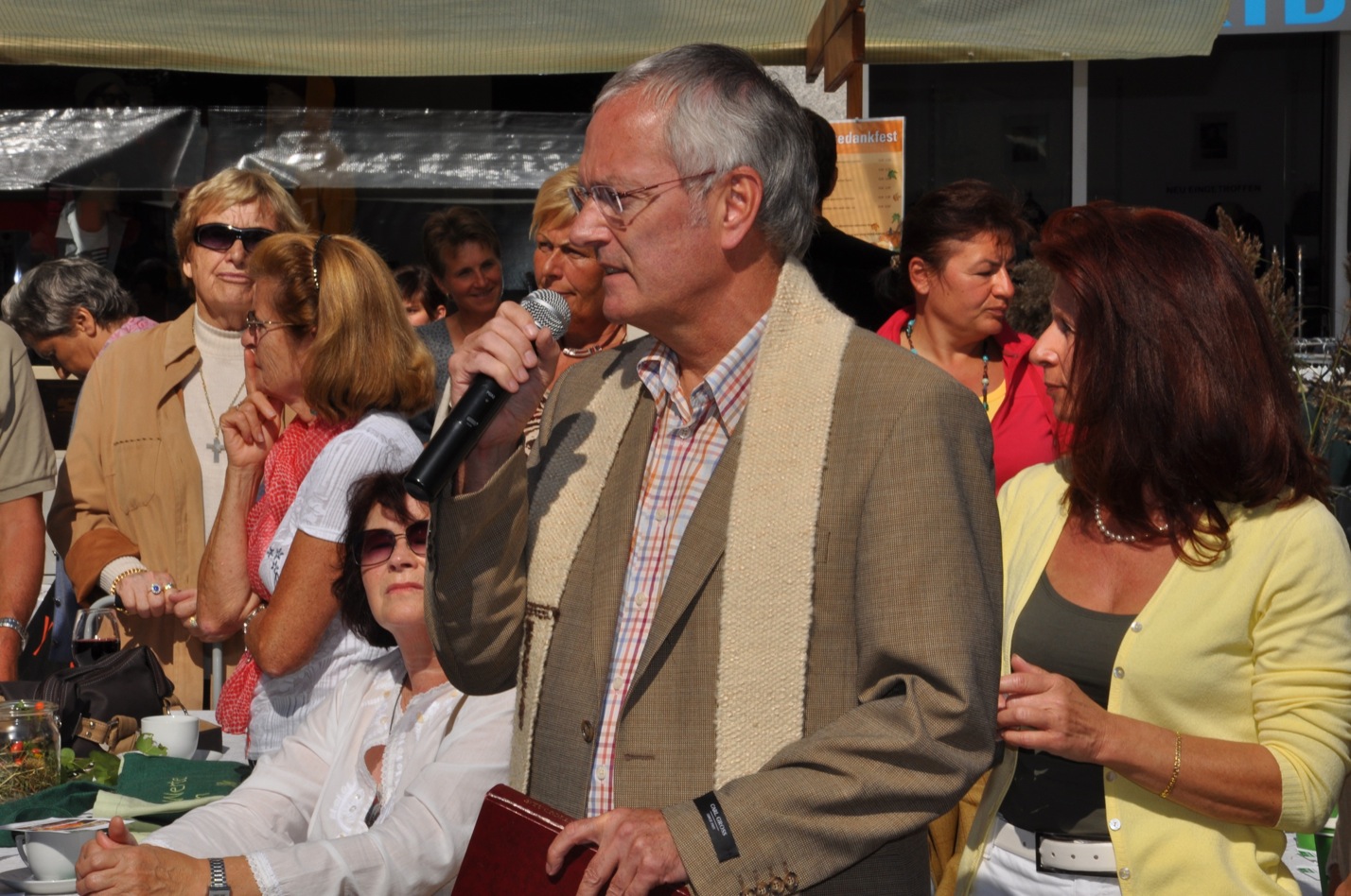 DSC_0144_JPG-1317106578