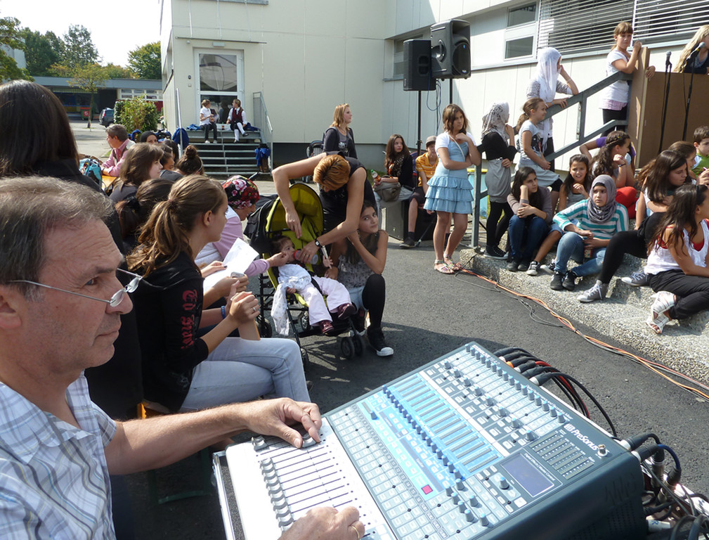 VMS33_jpg-1317125724