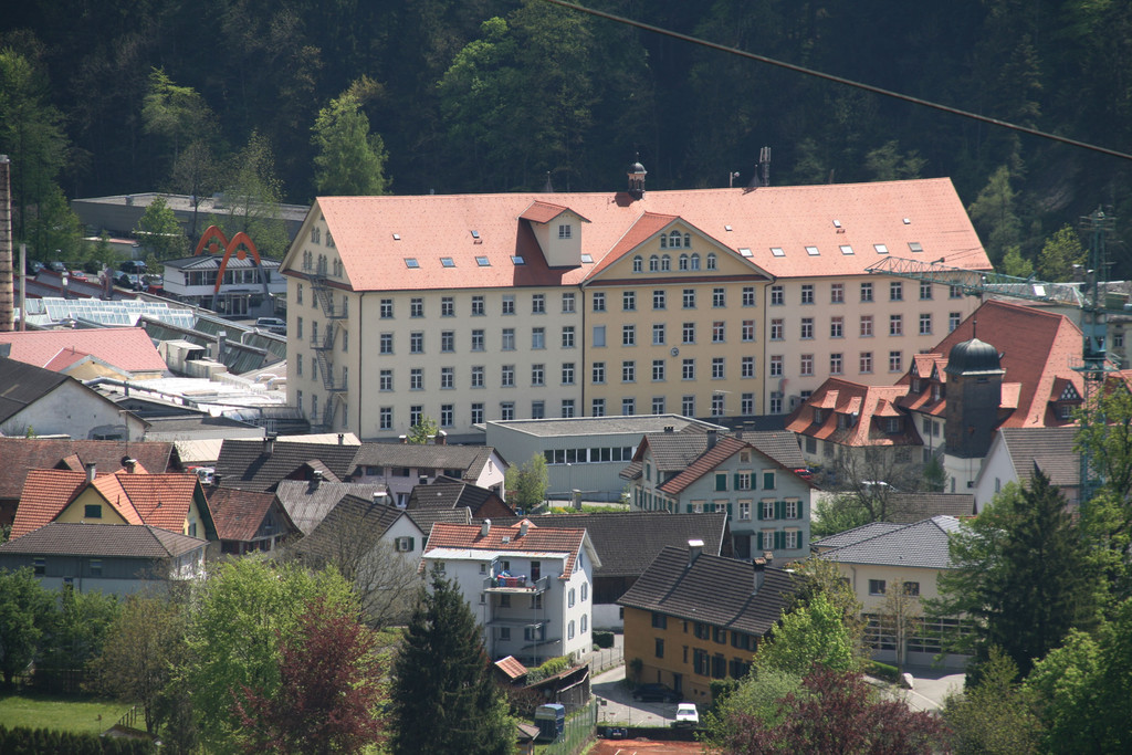 Schindler03_jpg-1317143863