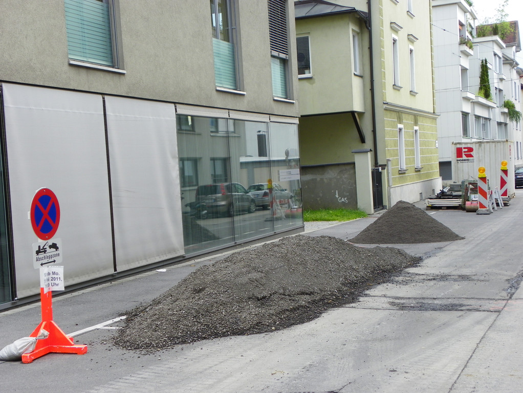 6_6_11 075_jpg-1317168387