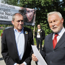 nahm_petition_beim_jagdhof_fuschl_entgeg_003456241.jpg