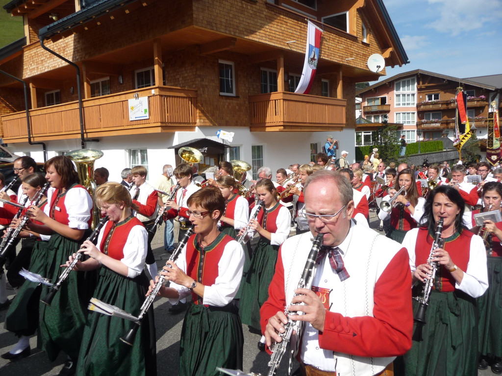 Musikfestival Umzug _19__JPG-1317322250