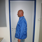 LIBI K___rper mit Jacke seitlich.JPG