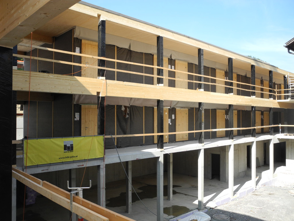 DSCN9300_JPG-1317547433