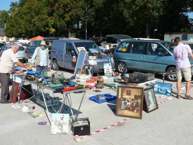 normal_02102011flohmarktrosenheimhmaktivnews__19_.JPG