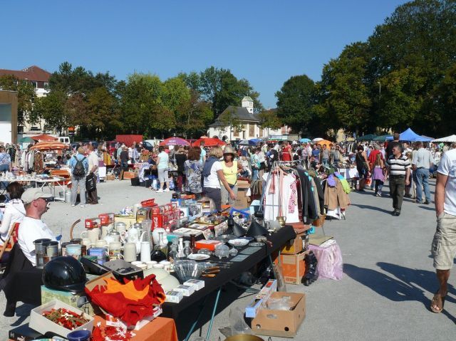 normal_02102011flohmarktrosenheimhmaktivnews__8_.JPG