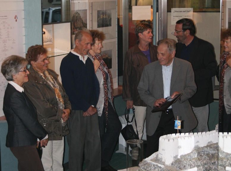 IMG_0019__jpg-1317566895