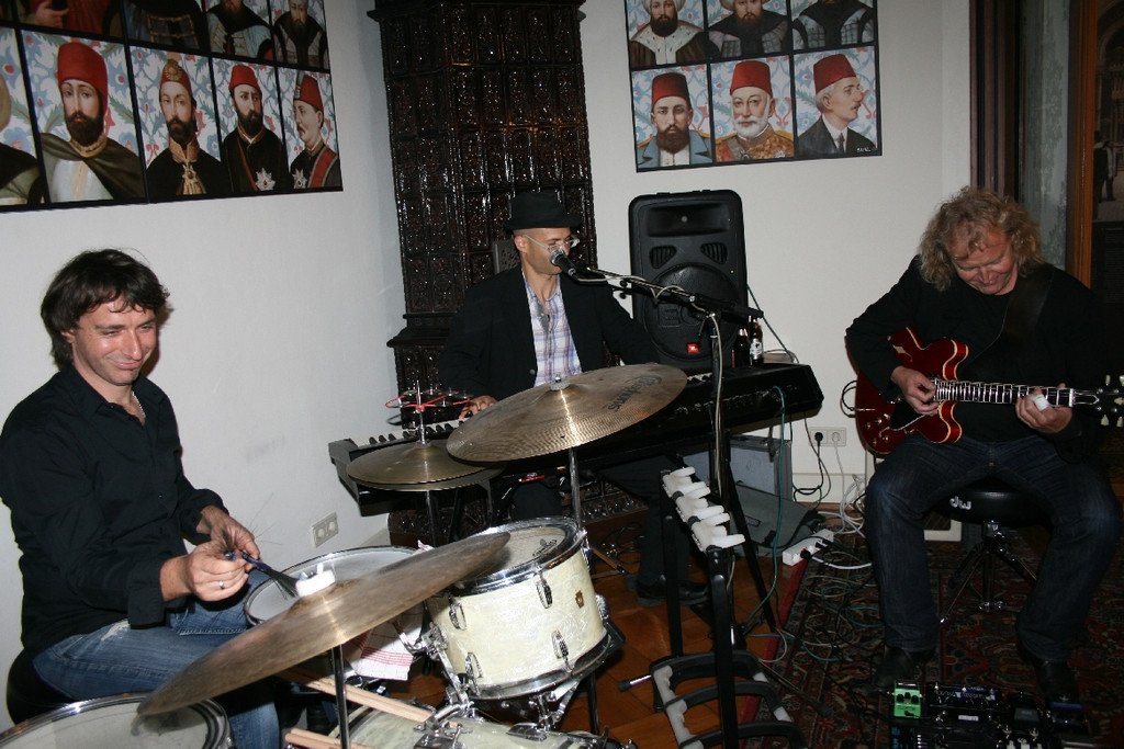 IMG_0034_JPG-1317567007