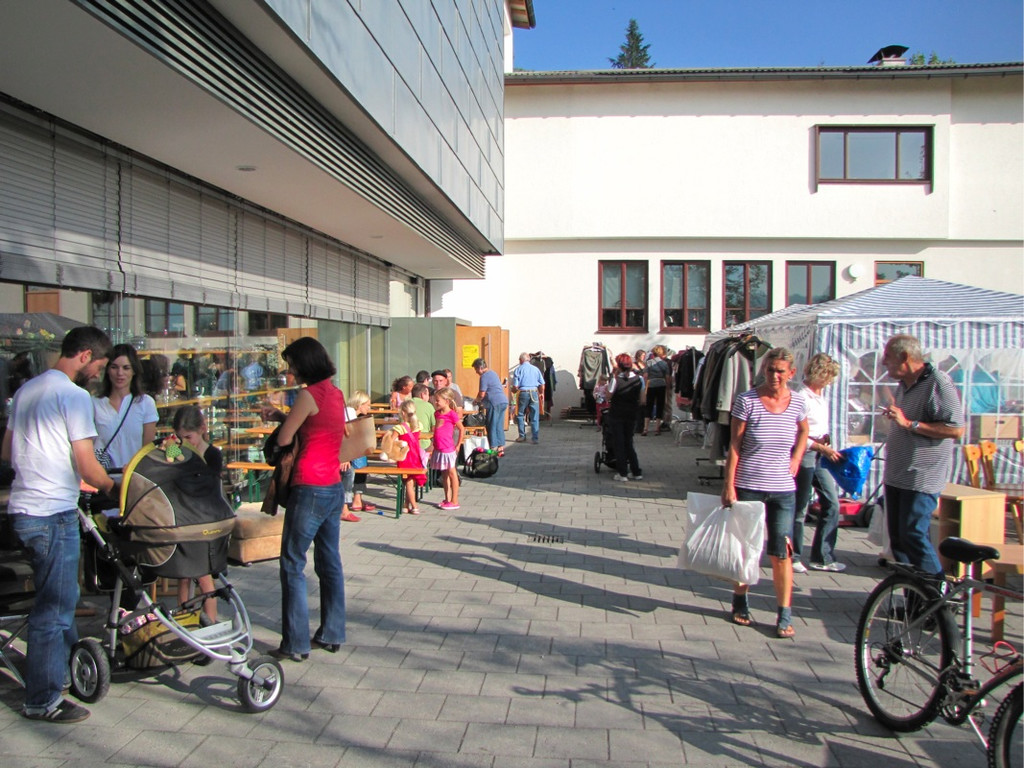 BK_tisnerflohmarkt 14_jpg-1317582963