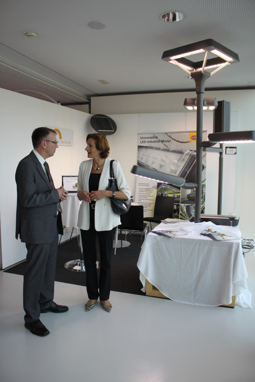 EPS soltec LED Symposium 28-09-2011 _8__jpg-1317587176