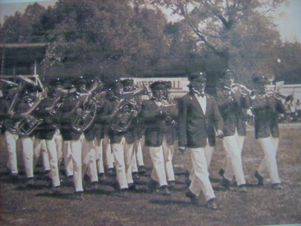 JD501143_JPG-1317590993