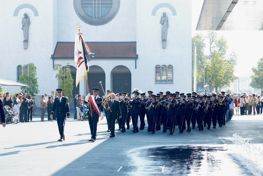 Fahnenweihe_0150_jpg-1317591533