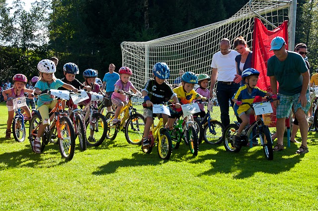 Kinderbikerennen 2011-1585_jpg-1317627253