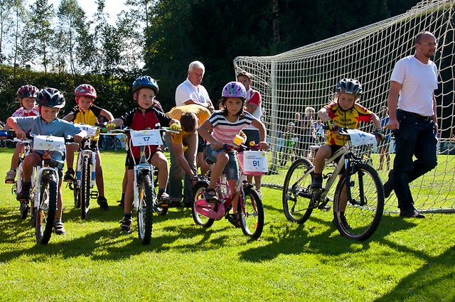 Kinderbikerennen 2011-1594_jpg-1317627277