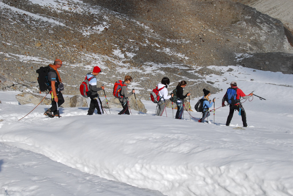 Abw__rts __ber den Gletscher_JPG-1317641733