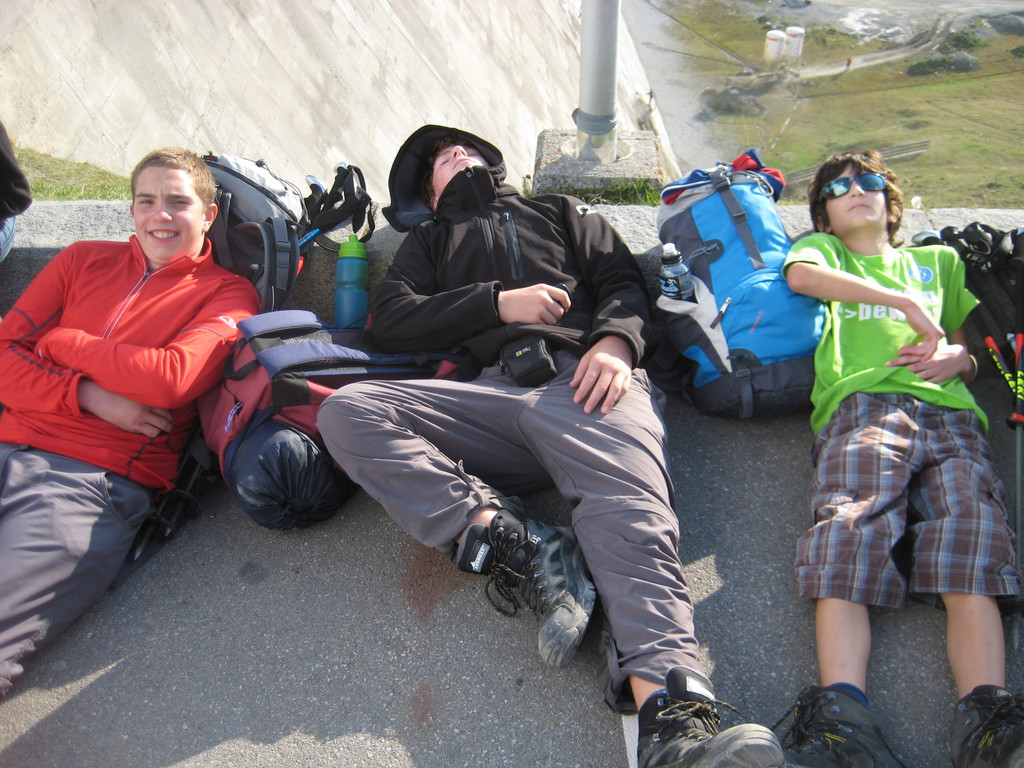 Total m__de_JPG-1317644123