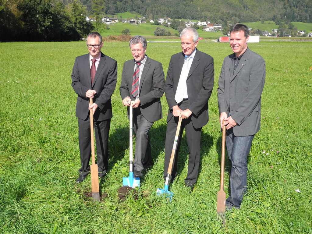 DSCN9653_JPG-1317653540