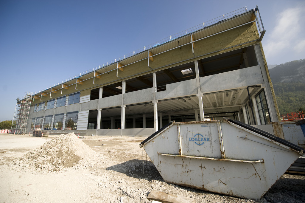 DSC_1038_jpg-1317656550