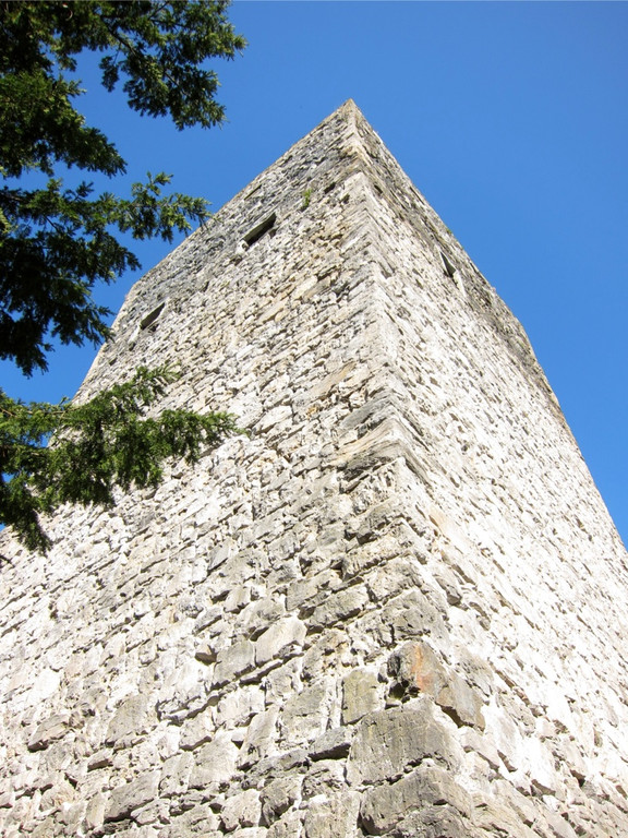 KOE_Tostner Burg 20_jpg-1317667302