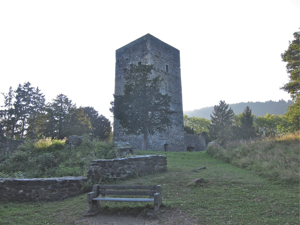 KOE_Tostner Burg 28_jpg-1317667375