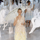 Louis Vuitton: Märchenhafte Frühlingskollektion 2012