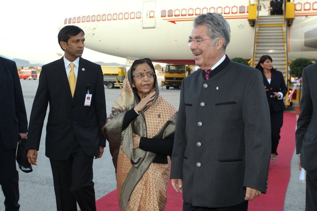 Patil06101104.jpg