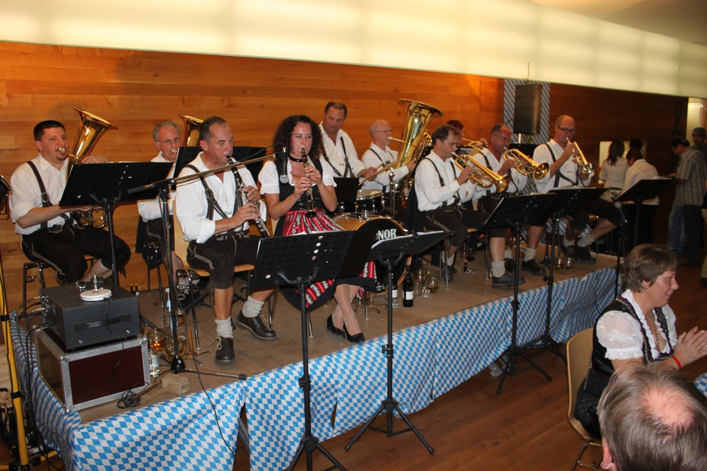 Oktoberfest Bierblosn 2011 _40__jpg-1318149380