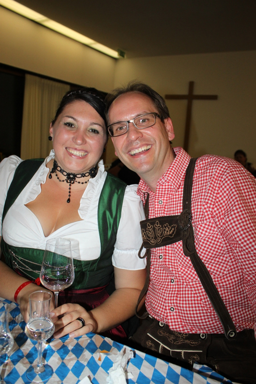 Oktoberfest Bierblosn 2011 _42__jpg-1318149407