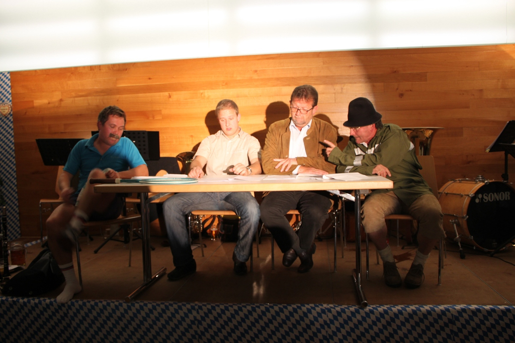 Oktoberfest Bierblosn 2011 _60__jpg-1318149612