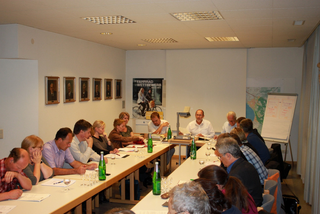 GV Sitzung OKT 06-10-2011 _1__jpg-1318159616