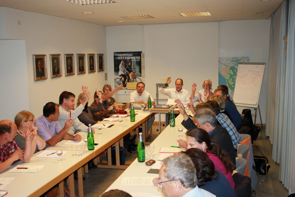 GV Sitzung OKT 06-10-2011 _2__jpg-1318159632