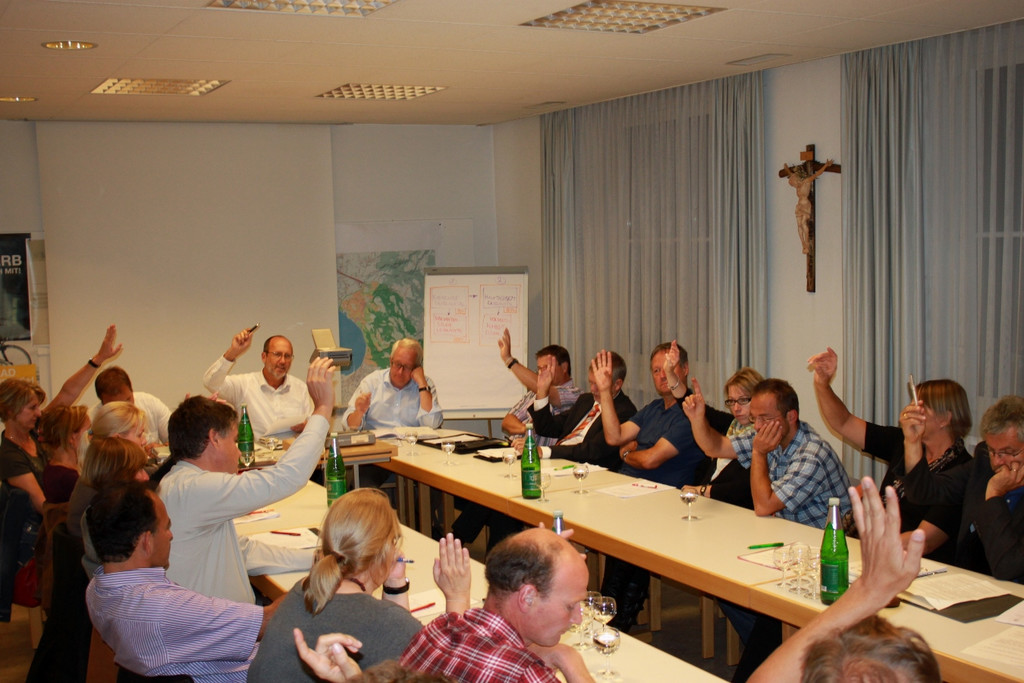 GV Sitzung OKT 06-10-2011 _4__jpg-1318159663