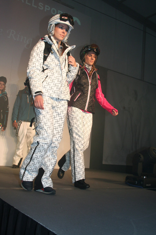 IMG_8028_jpg-1318180030