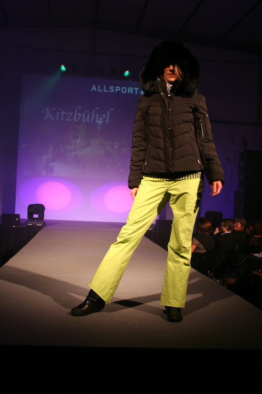 IMG_8042_jpg-1318180061