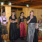 Charity Festabend - Gertrud Tschohl am Mikro c Scopoli.jpg