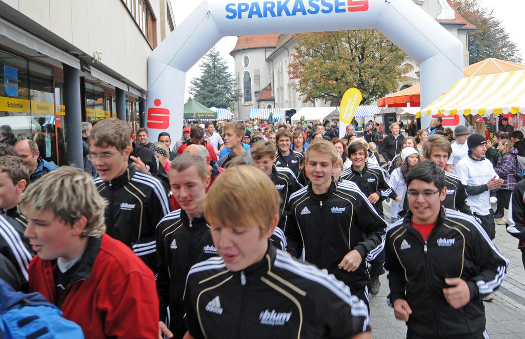 Markt_ Lauf_ Rad H__chst 08_10_2011 20_jpg-1318261633