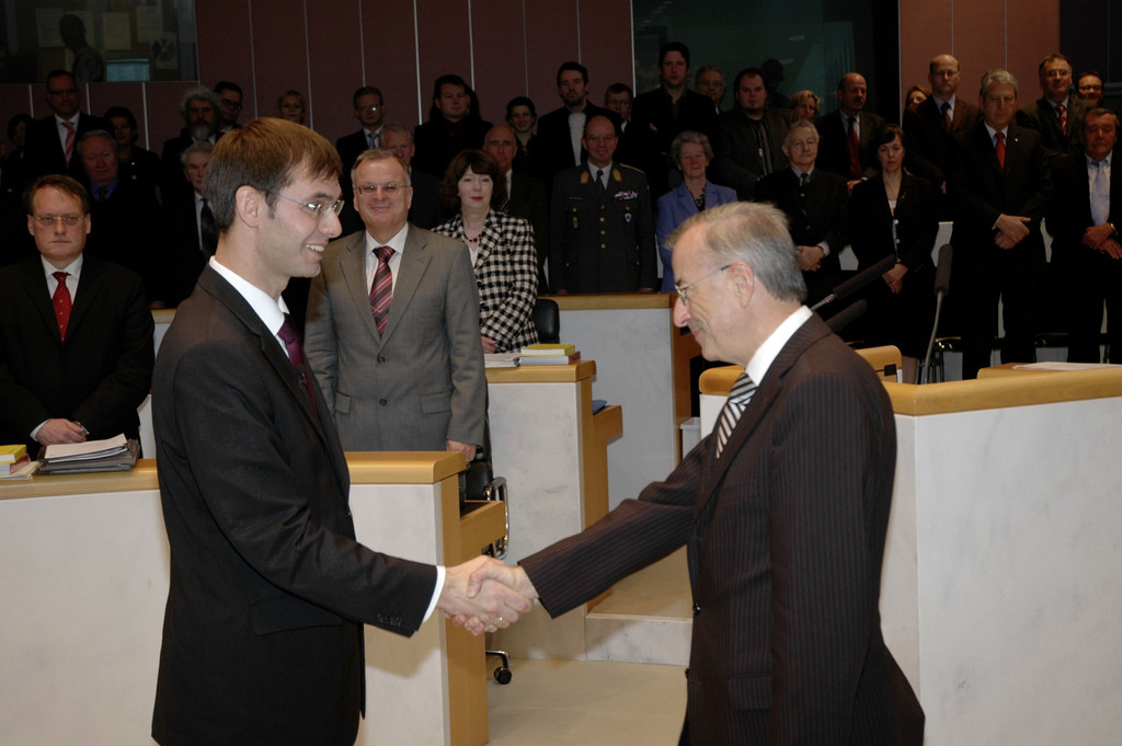 wallner_angelobung02_dez2006_jpg-1318320499