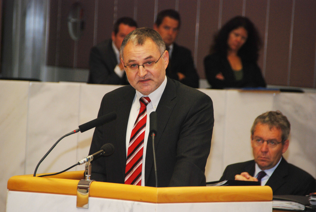 goegele_rostra_02_jpg-1318320236