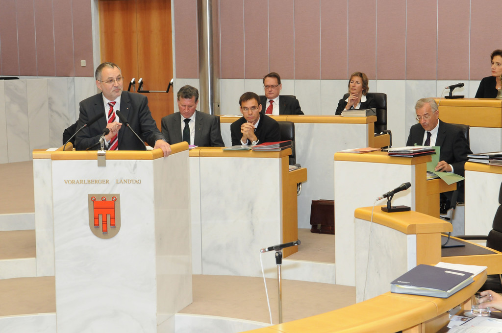 goegele_rostra_03_jpg-1318320253