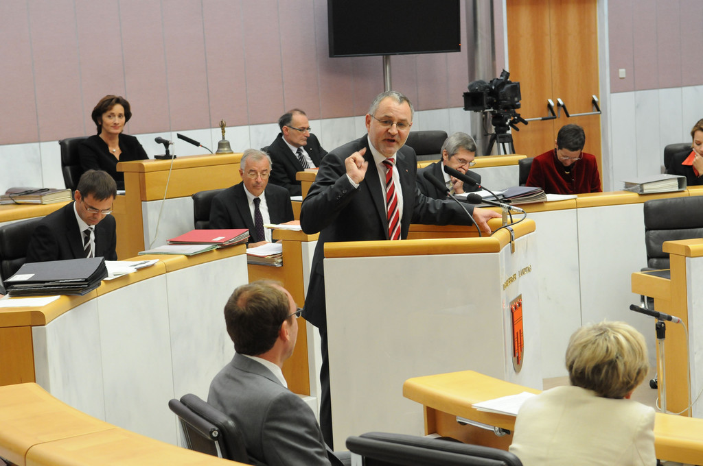 goegele_rostra_04_jpg-1318320270